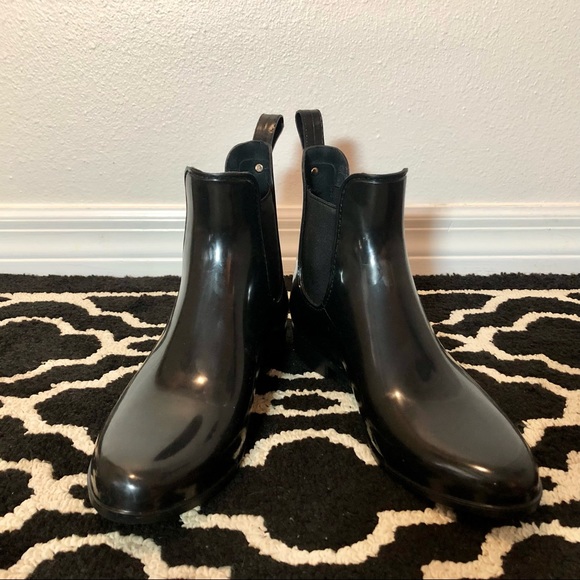 Sam Edelman Tinsley Rubber Rainboot in Gloss Black - Picture 2 of 8